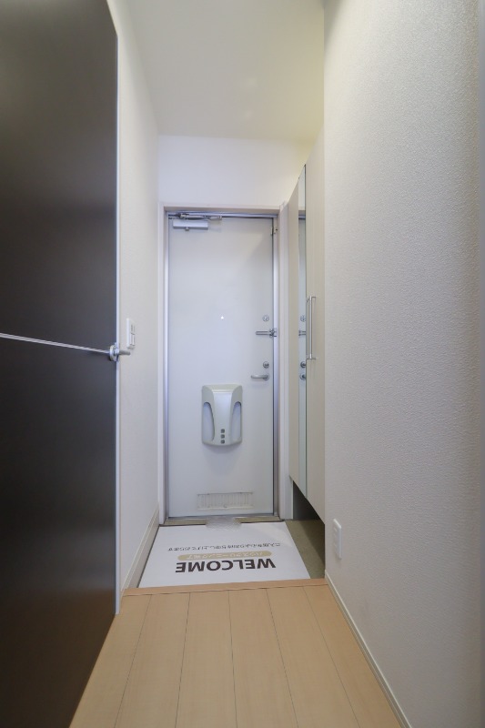 玄関　図面と現状に相違がある場合には現状を優先