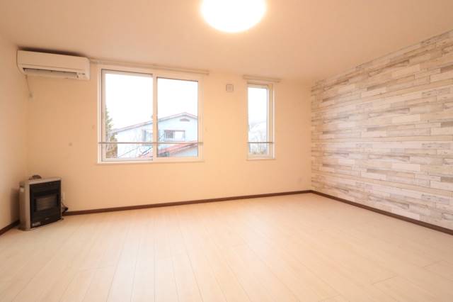 居室・リビング　広々明るいリビング♪