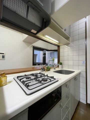 キッチン　※同物件　別間取り　参考写真