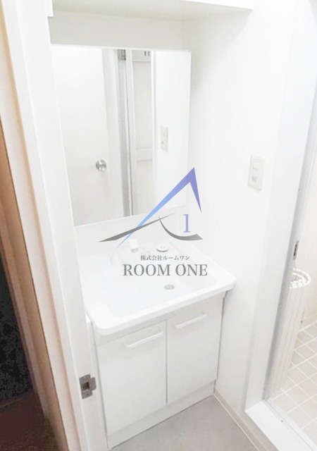 洗面設備　洗面台です。