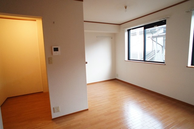 居室・リビング　※別部屋の参考写真です