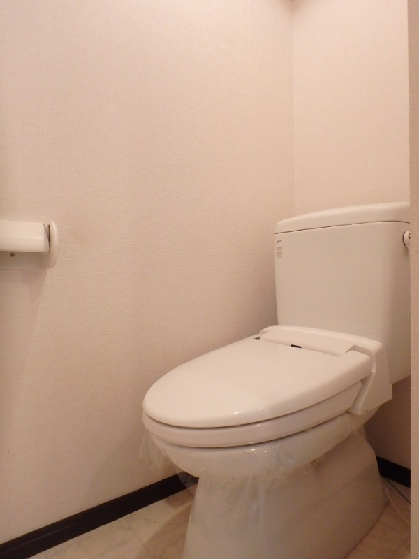 トイレ　図面と現状に相違がある場合には現状を優先