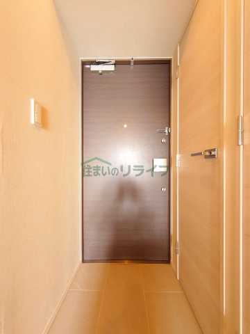 玄関　別部屋の参考写真です