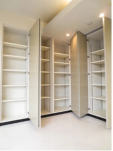 収納　写真は同タイプ住居です。