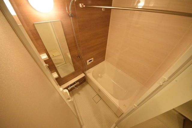 バス・シャワールーム　2016年新規交換済み