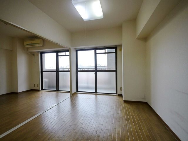 居室・リビング　開放的住空間