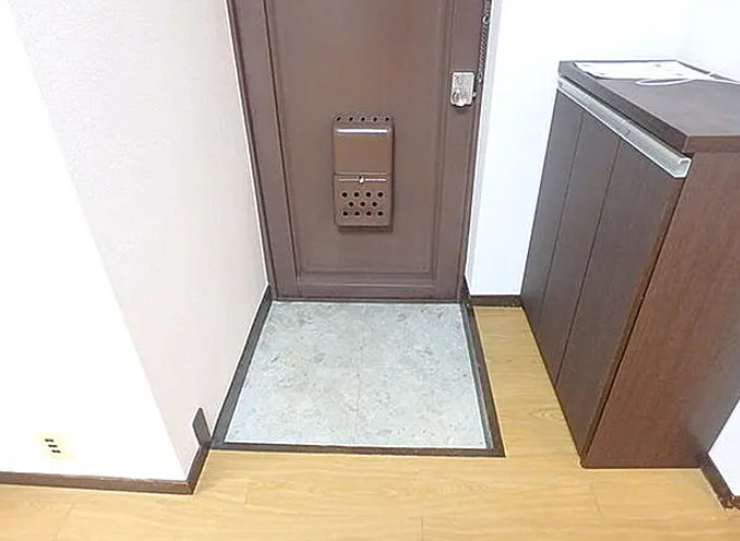 玄関　参考写真