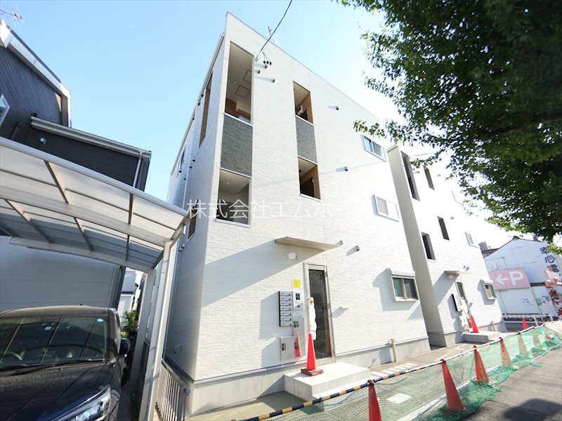 建物外観　外観　オートロック付　宅配ＢＯＸ有り