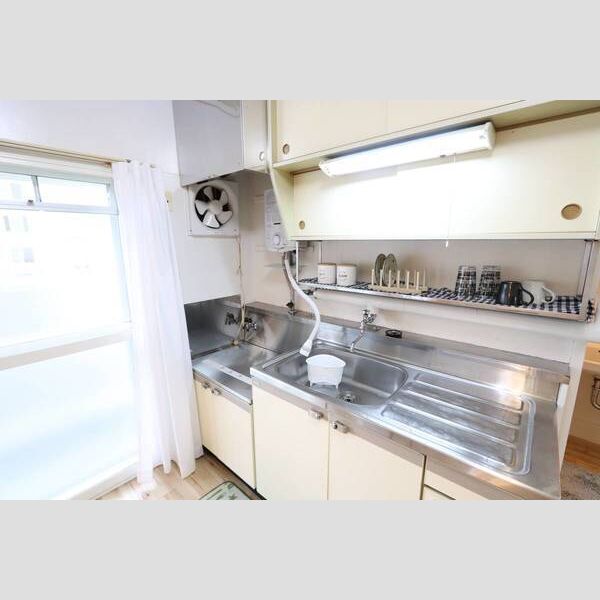 キッチン　モデルルームの画像