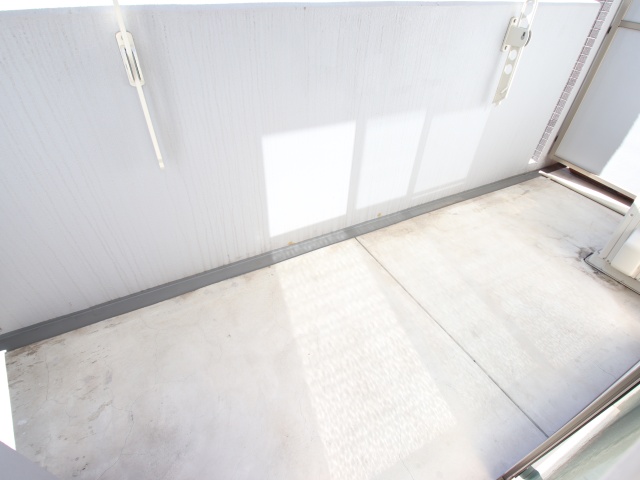 バルコニー　※別室の参考写真の為、現況優先です。