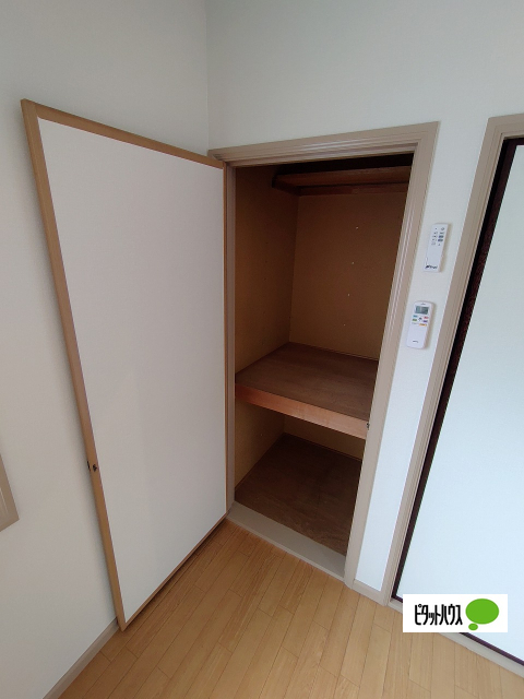 収納　同物件別部屋
