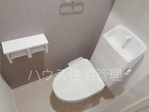 トイレ　シャワー付トイレ