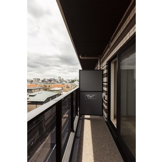 バルコニー　プラート宮坂　豊島区南大塚１