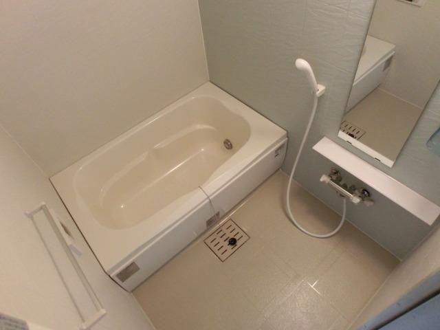 バス・シャワールーム　※別号室参考写真です