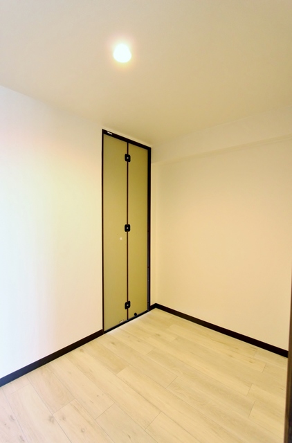 収納　ウォークスルークローゼット