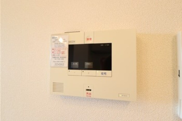 セキュリティ　同建物別部屋写真