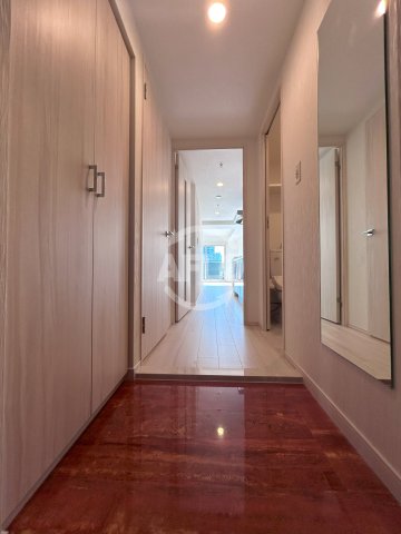 玄関　レオングラン本町橋　玄関