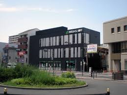 銀行　関西みらい銀行放出支店（銀行）まで800m