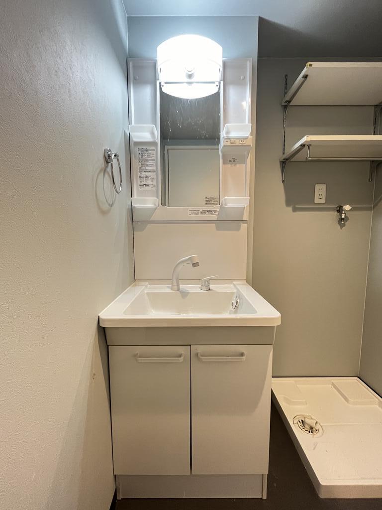 洗面設備　同タイプ同モデルを使用