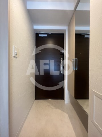 玄関　ラ・ピシーヌ南堀江　玄関