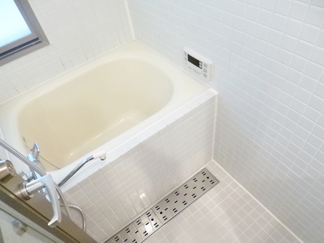 バス・シャワールーム　追焚機能ついてます♪