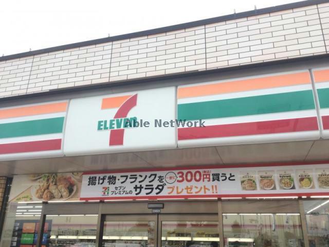 コンビニ　セブンイレブン行田病院前店（コンビニ）まで999m