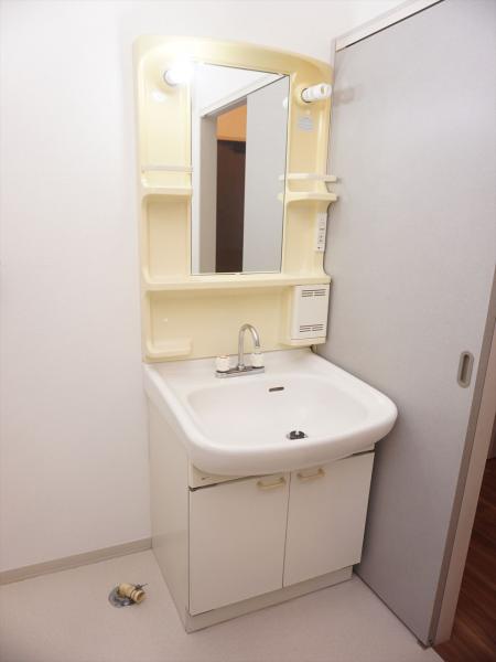 洗面設備　洗面所