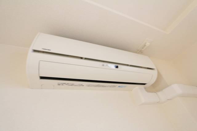 その他設備　キレイなエアコンです。