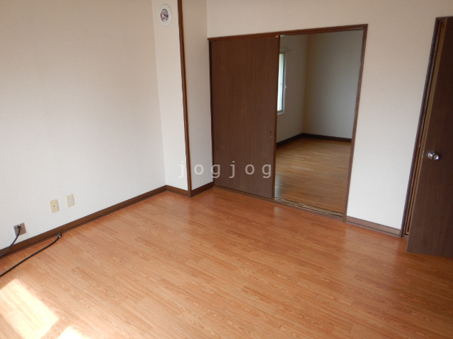 その他設備　南向きリビング★