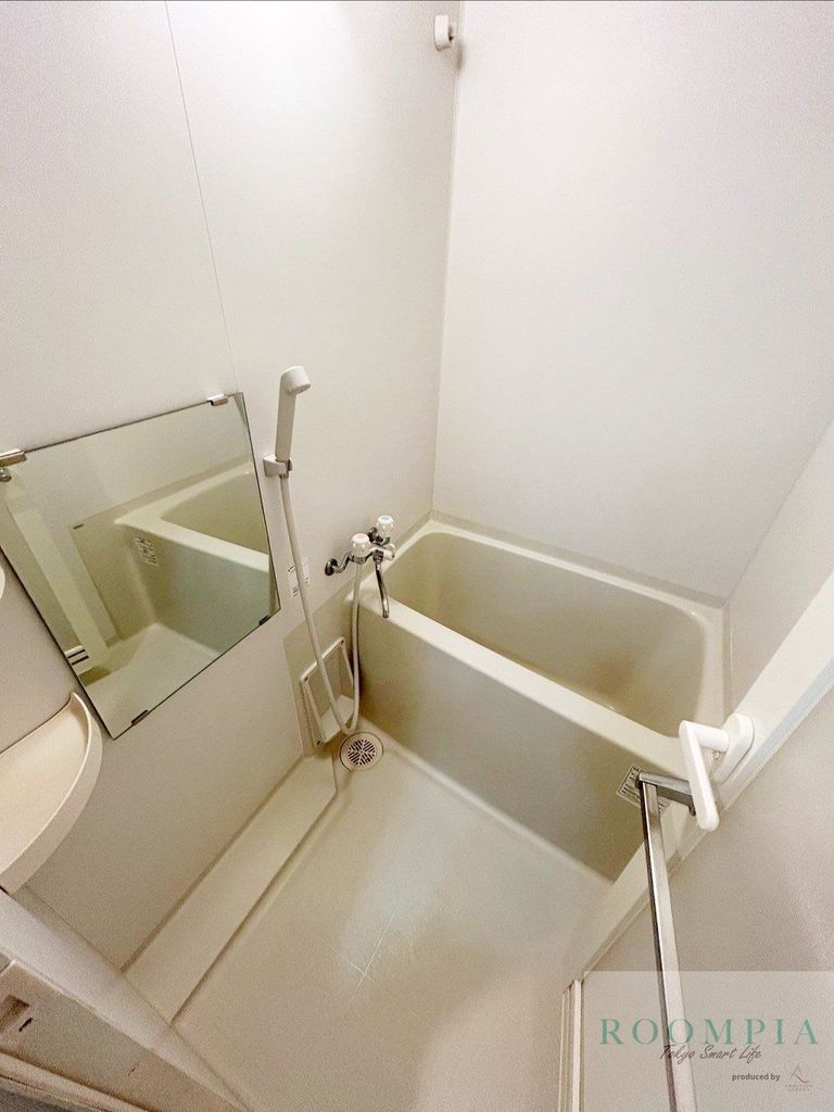 バス・シャワールーム　バス