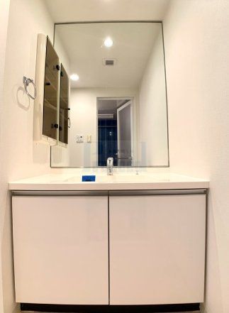 洗面設備　使いやすい独立洗面台☆