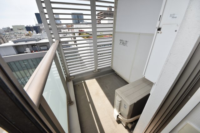 バルコニー　お洗濯にも便利なバルコニー付き