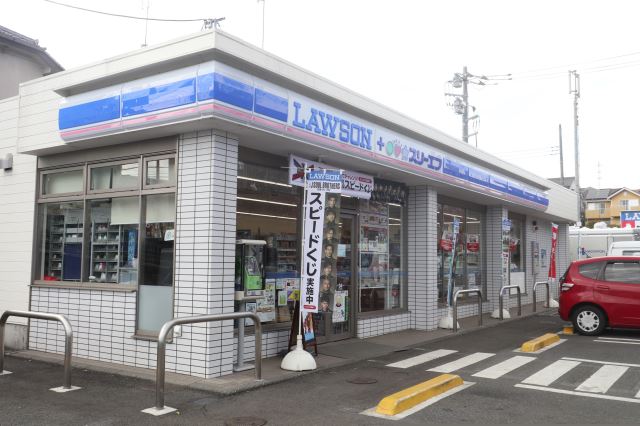 コンビニ　スリーエフ（コンビニ）まで530m