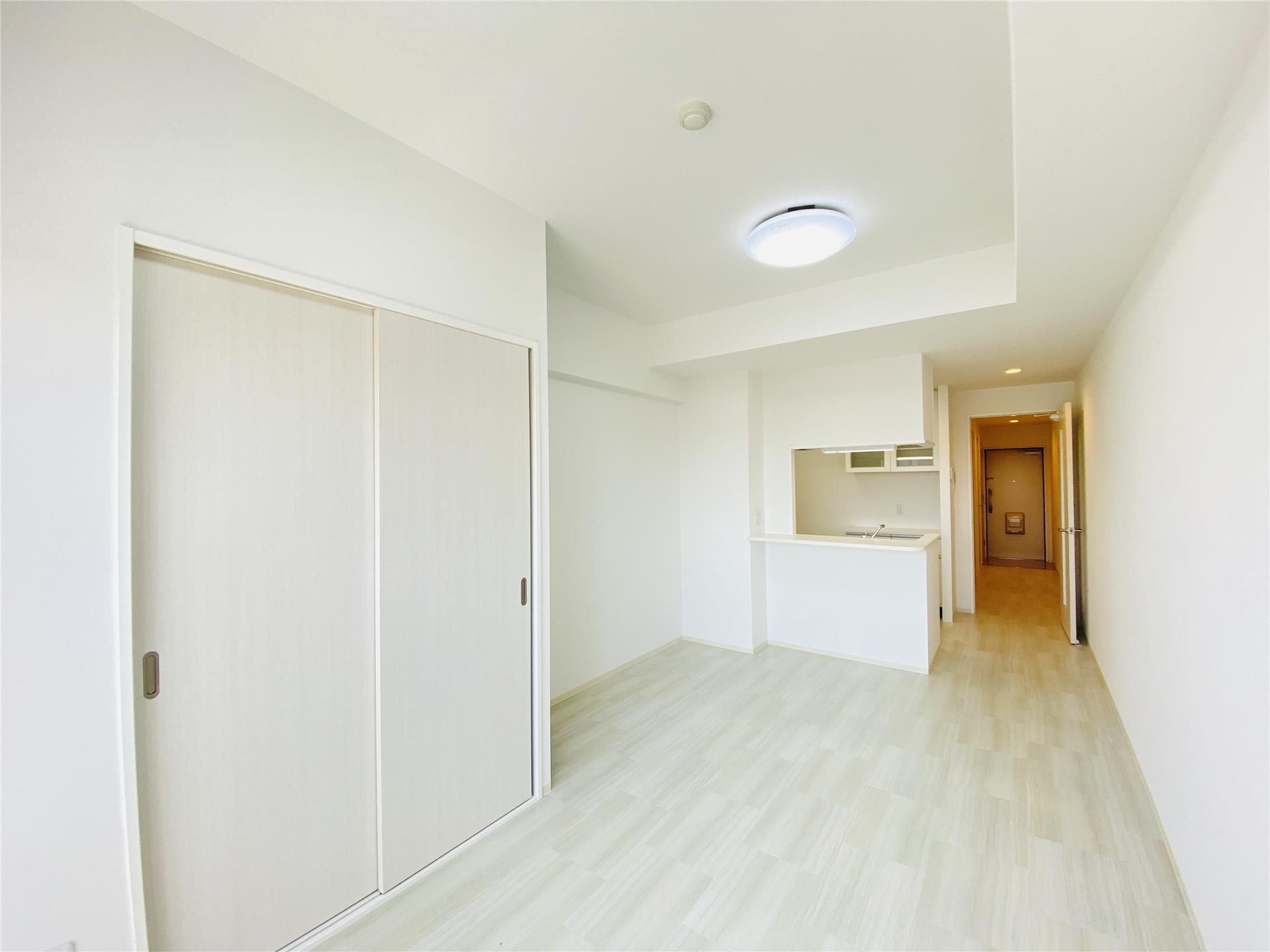 居室・リビング　※同物件別室同タイプの写真です