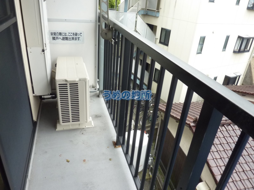 バルコニー　バルコニー