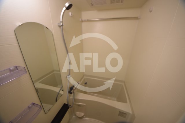 バス・シャワールーム　スプランディッド天王寺パークサイド　浴室