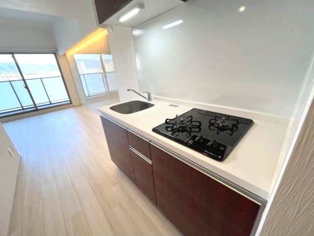 キッチン　(参考)同マンション同間取り他部屋の写真