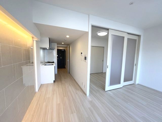 居室・リビング　(参考)同マンション同間取り他部屋の写真