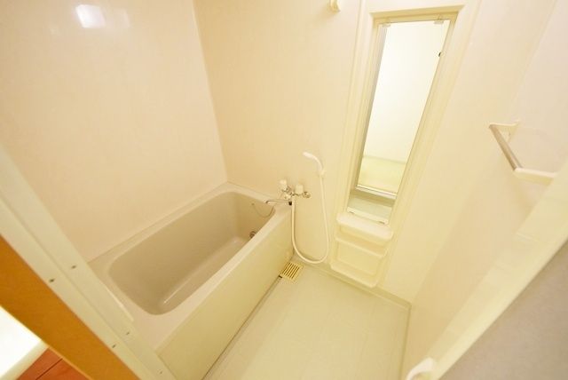 バス・シャワールーム　お部屋探しはタウンハウジング蘇我店にお任せ下さい♪