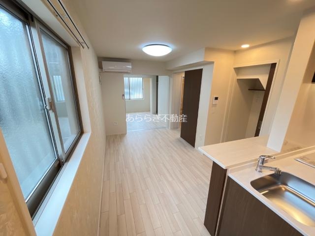 居室・リビング　リビング