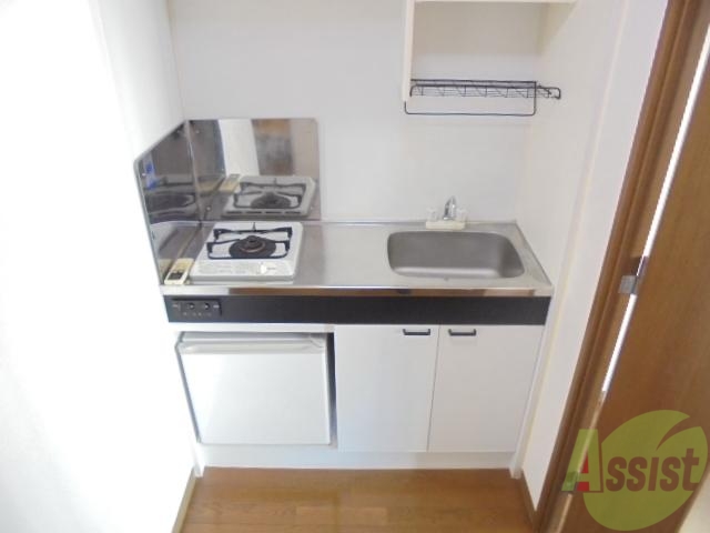 キッチン　こちらでおいしいお料理を作ってくださいね。