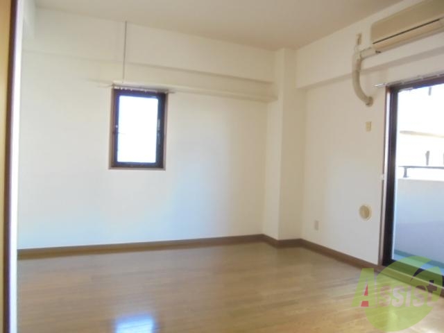 その他部屋・スペース　ベットを置いても広々していますよ。