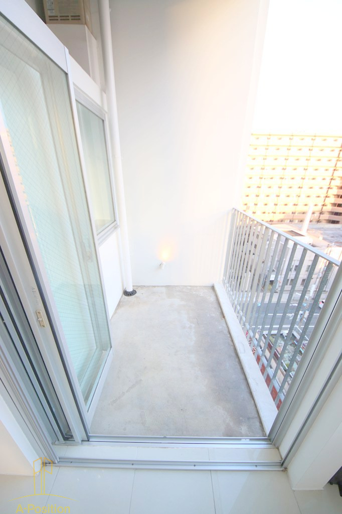 バルコニー　是空NAMBA NISHI