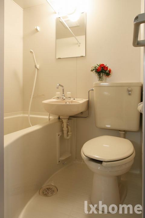 トイレ　シンプルで使いやすいトイレです