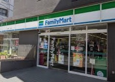コンビニ　ファミリーマート 上目黒二丁目店（コンビニ）まで1194m