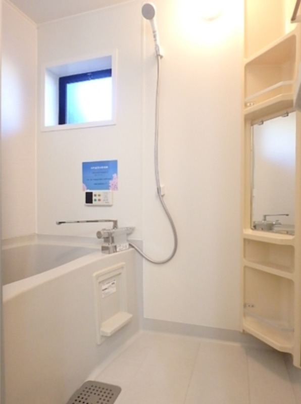 バス・シャワールーム　図面と現状に相違がある場合には現状を優先