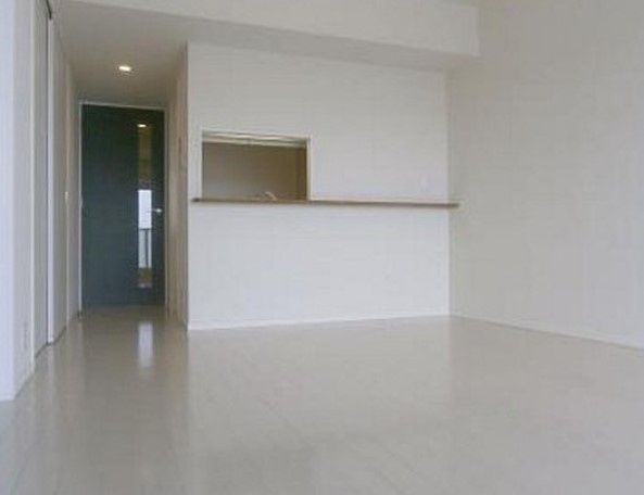 居室・リビング　☆明るい居間☆