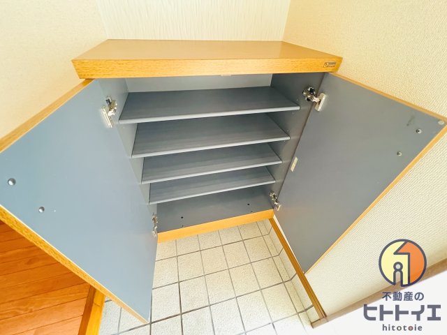 収納　シューズボックスです