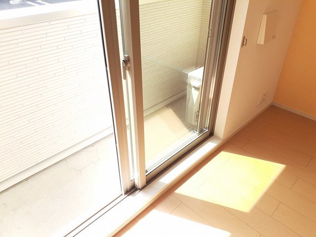 バルコニー　広々としたバルコニーです