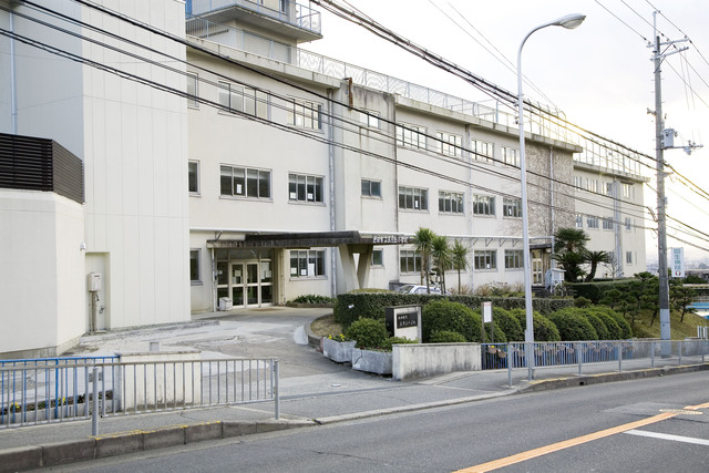 小学校　池田市立五月丘小学校（小学校）まで450m